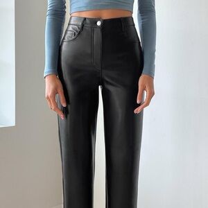 Aritzia Melina Pant